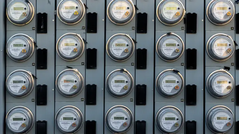 Elektros kainos rudenį: ar verta keisti planą 2026 metais