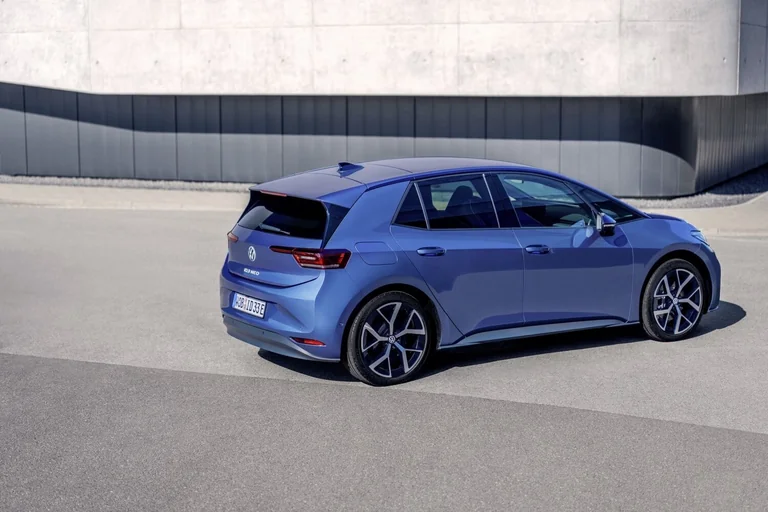 „Volkswagen ID.3 Neo“ Lietuvoje: ką gaunate už 33 140 eurų: praktinė informacija