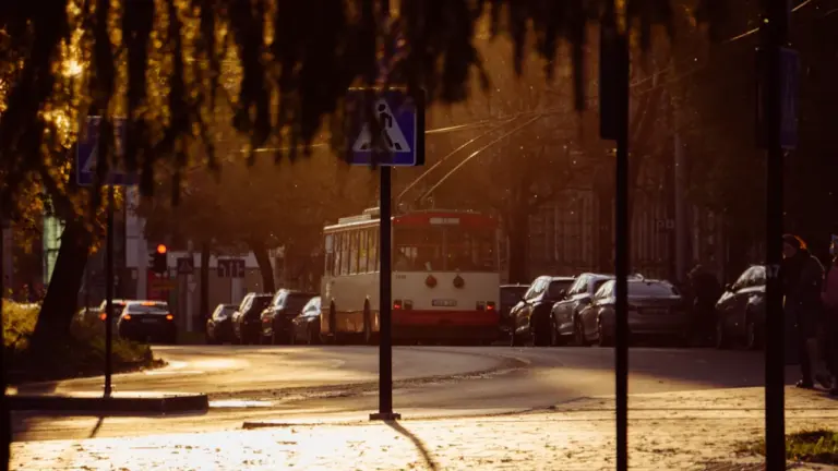 VVT streiko grėsmė: ką keleiviams žinoti prieš rugsėjo 1-ąją