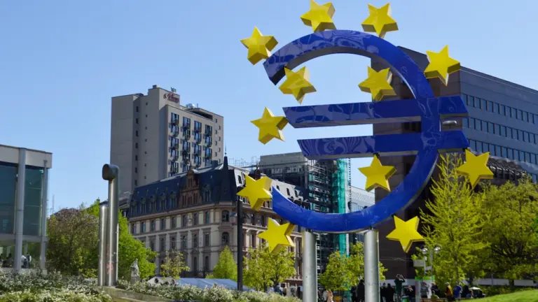 ECB palūkanos iki gruodžio 17-osios: kas lems paskolų kainą